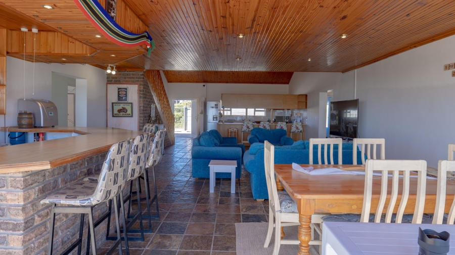 5 Bedroom Property for Sale in Suiderstrand Western Cape